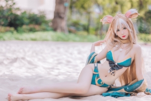 仙女月 泽月希娜小姐泳装