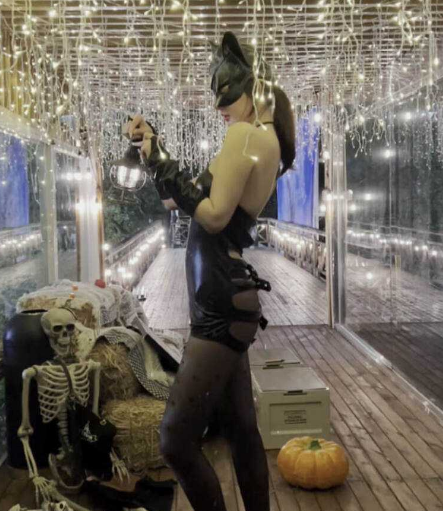 极品女神 阿朱 万圣节上演醉酒女上司