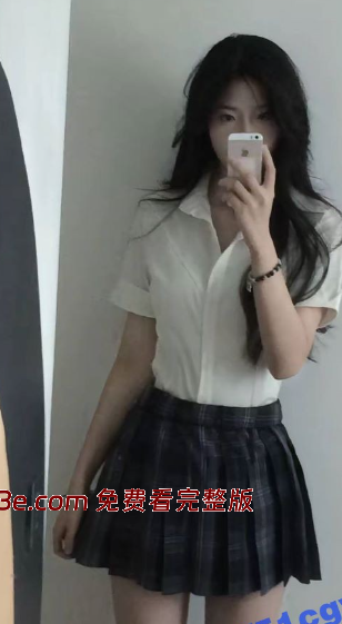 陕西清纯眼镜妹 爱视频泄露 与男友