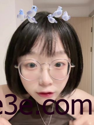 王胜利微博擦边内容热议，网友对她微博内容的讨论