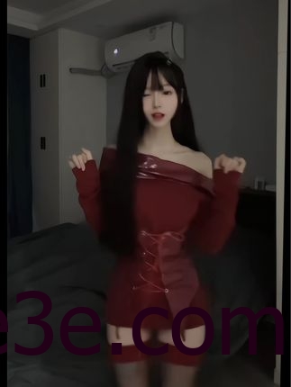 小马漫漫微密圈觅圈作品，帅气时尚展现完美颜值身材