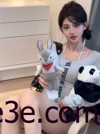 抖音网红粥粥酱微密写真，她的跳舞片段展示了什么