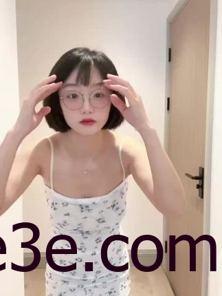 可爱鬼脸的妹妹王胜利，微密圈精选作品推荐