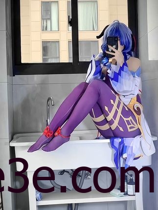 不吃瑜丸啊抖音微密圈作品穿搭大比拼，谁更吸睛