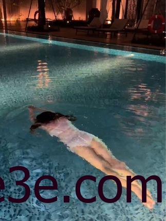 微密圈抖音阿尔卑香小狗子图集打包下载，收集她的每一张照片