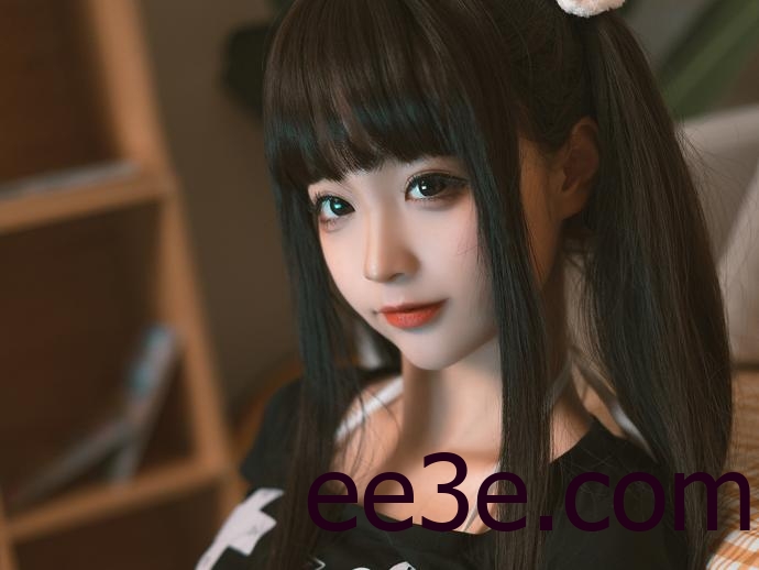 宅男沦陷！蠢沫沫的创可贴cos，从地铁任务到健身环到底有多绝？