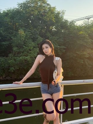 李嘉欣微密圈照片解析，weme付费图片上头的秘密