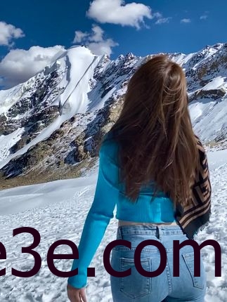 黄色紧身情趣写真，MIYA微密圈5月作品解析