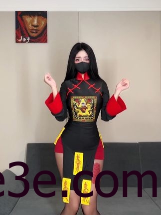 阿尔卑香小狗子的时尚魅力，微密圈作品中展现的独特风格