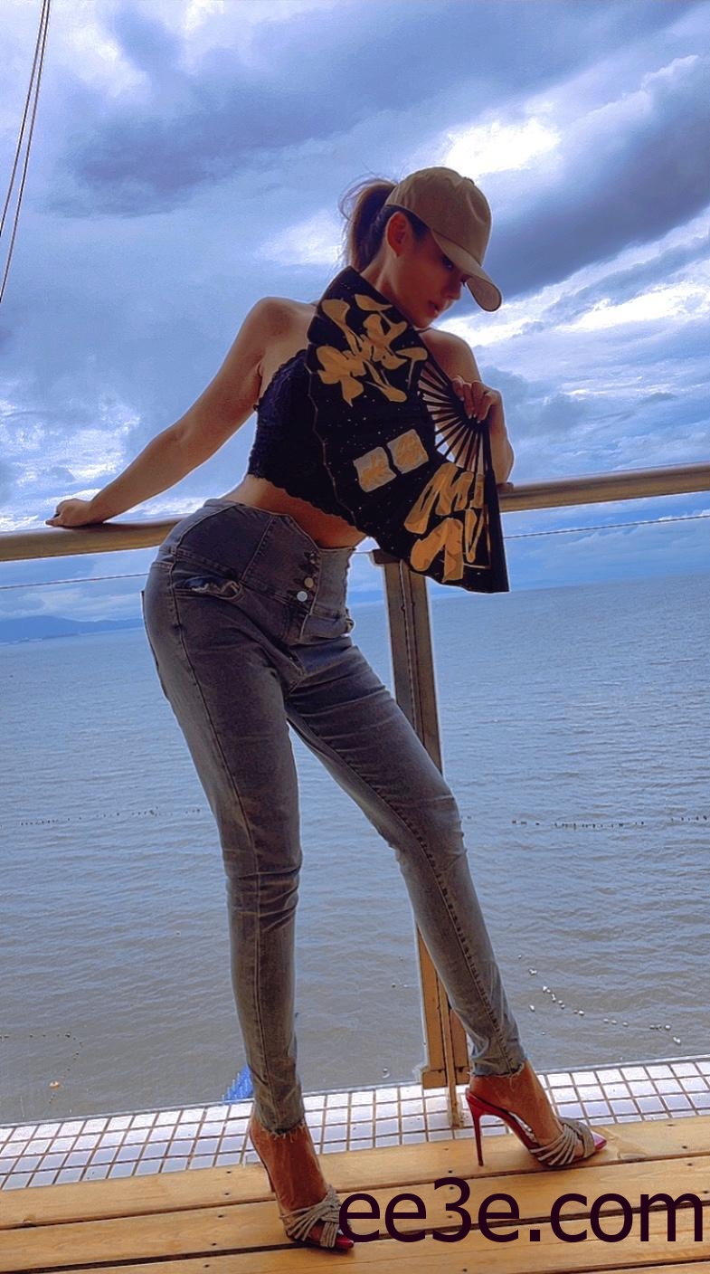 水蜜桃米米微密圈体验分享，网红世界的精彩生活