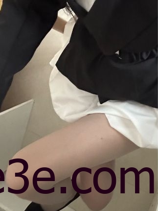 巨恶小锯鳄微密圈#纯情女高过膝袜，时尚穿搭指南