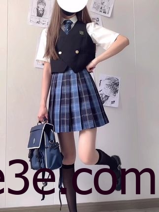 微密圈_林扣弦吊带妹妹的独家作品，202万粉丝背后的秘密