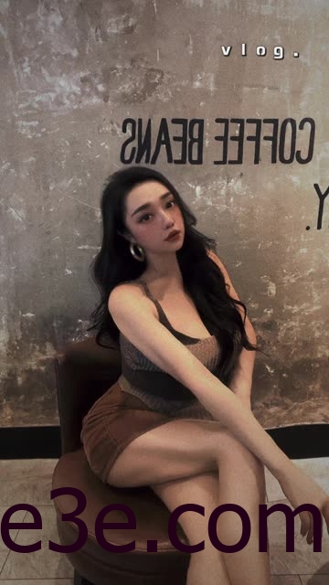 阿色微密圈最新作品，红色兔女郎造型太迷人