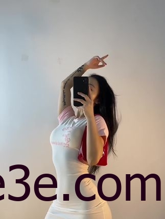 俏妞qiaoniuTT维密圈写真合集，视觉盛宴不容错过