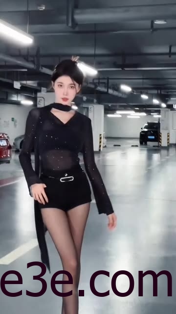 美了个滢微密圈全部图片作品大放送，绝美瞬间一网打尽