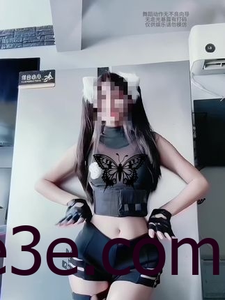 小艾根本吃不饱微密圈资源长什么样，揭示她的半脸风采