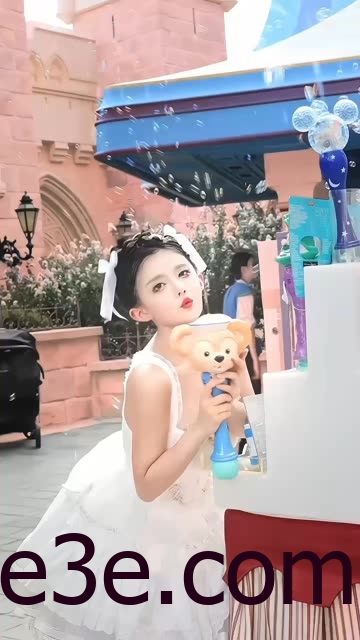 古阿扎微密圈视频分享，欣赏她的精彩表现