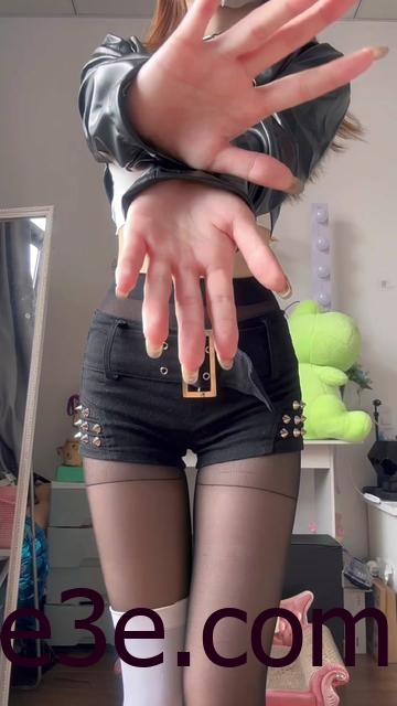 脸红Dearie与其他网红的对比，她的独特之处在哪里？