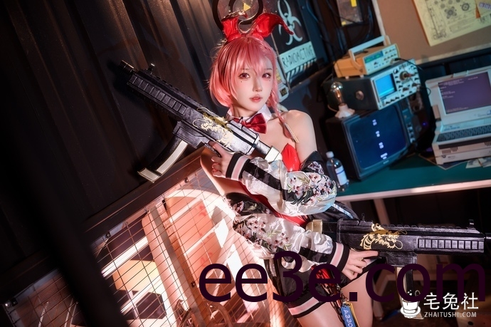 异域风情阿包也是兔娘cos作品梦梦舞娘有没有创可贴道具呢？