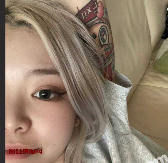 山东师范大学极品反差眼镜娘 李书瑶