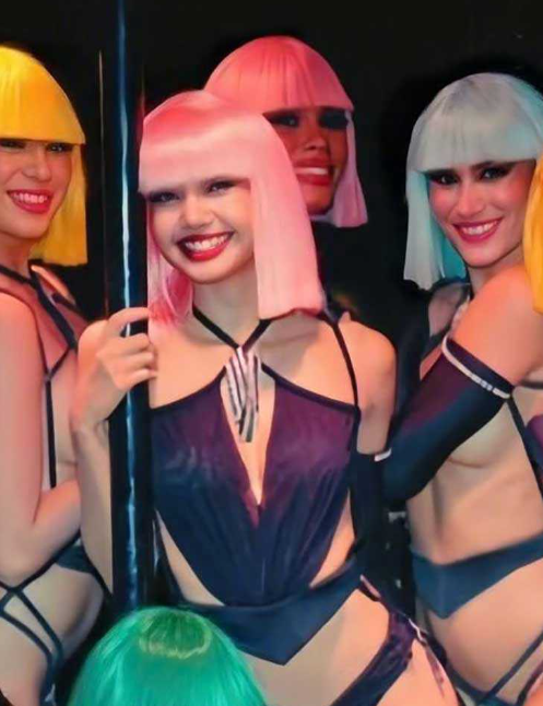 Lisa 疯马秀来了！Lisa 巴黎疯马秀首演视频！吃瓜全网首发