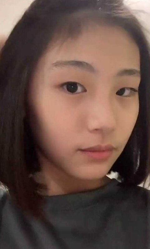 西安软件职业技术学院反差学妹 胡妍歌