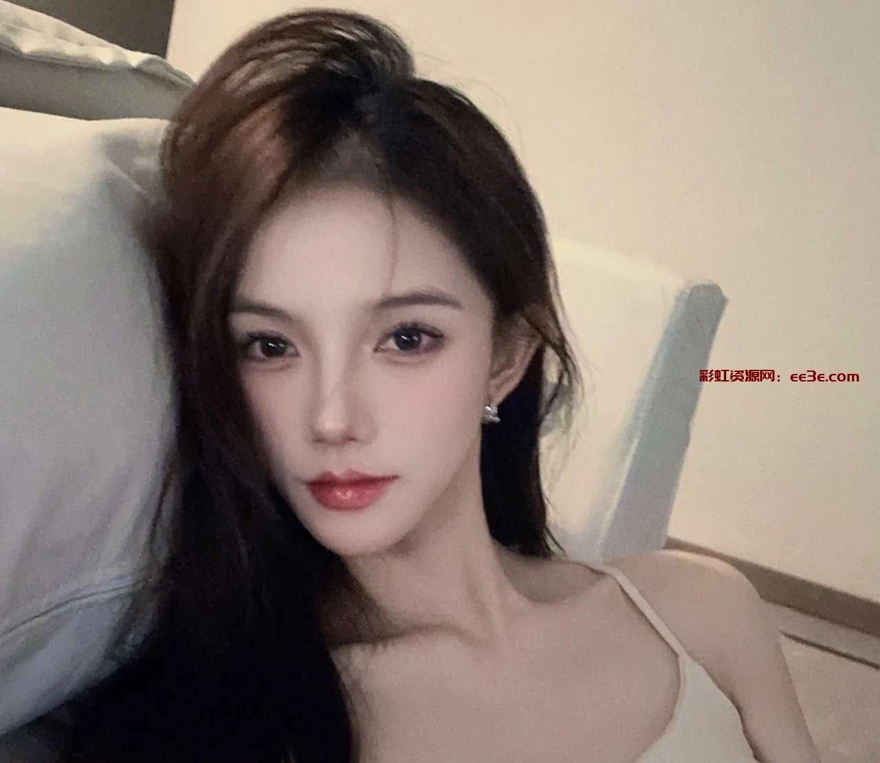 长沙武大郎?小梦长沙纯??小梦? • ??????身高/170。 • ??????体重/95 • ????胸围/D • ???年龄/00 网红气质大长腿，性感，可? ? ，6/9，无纹身