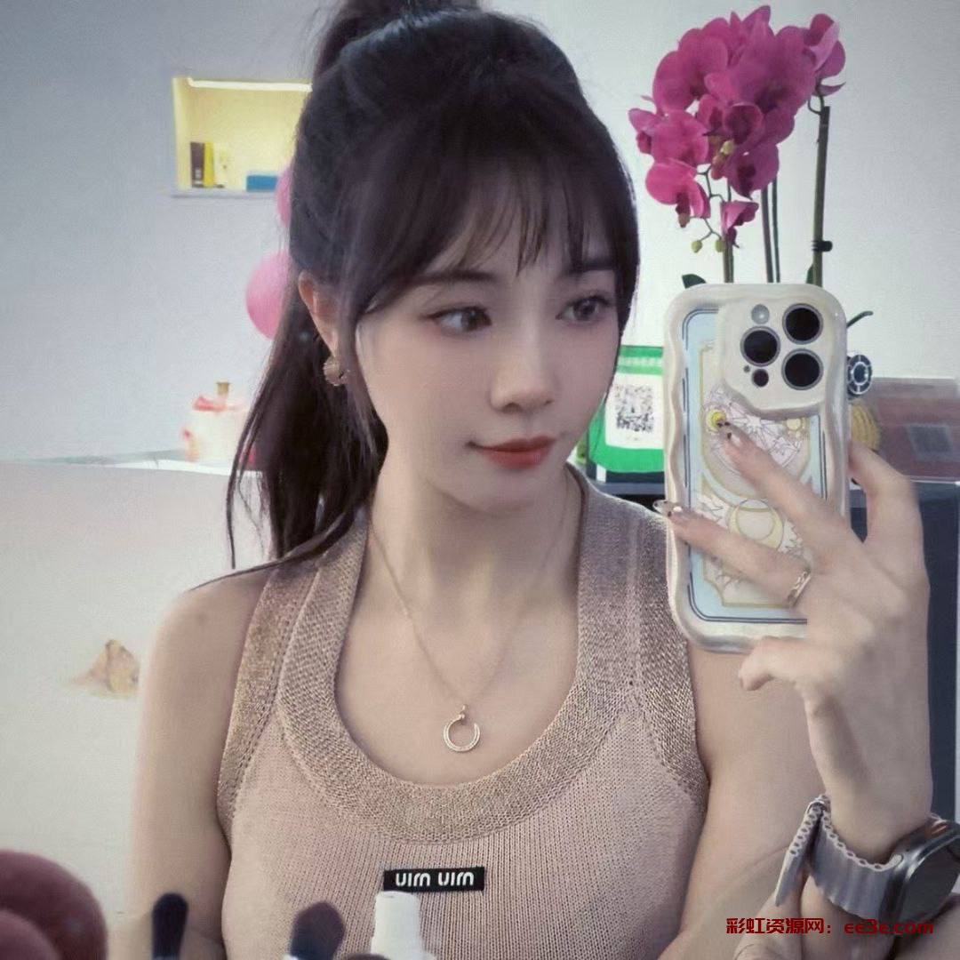 #成都  预热 25号开  只⬆️? 真人真照，秒杀1：1 假赔? 真实模特 纯兼职 Height身高167 Weight体重/45kg Bust/胸C+  Age年龄/04 ?清纯纯御款 初恋感女友 ?纯天然零整容 皮肤雪白干净 ?性格好 素质高 服务配合度高 #六九 #舌吻 #共浴 #纯御 #莞式