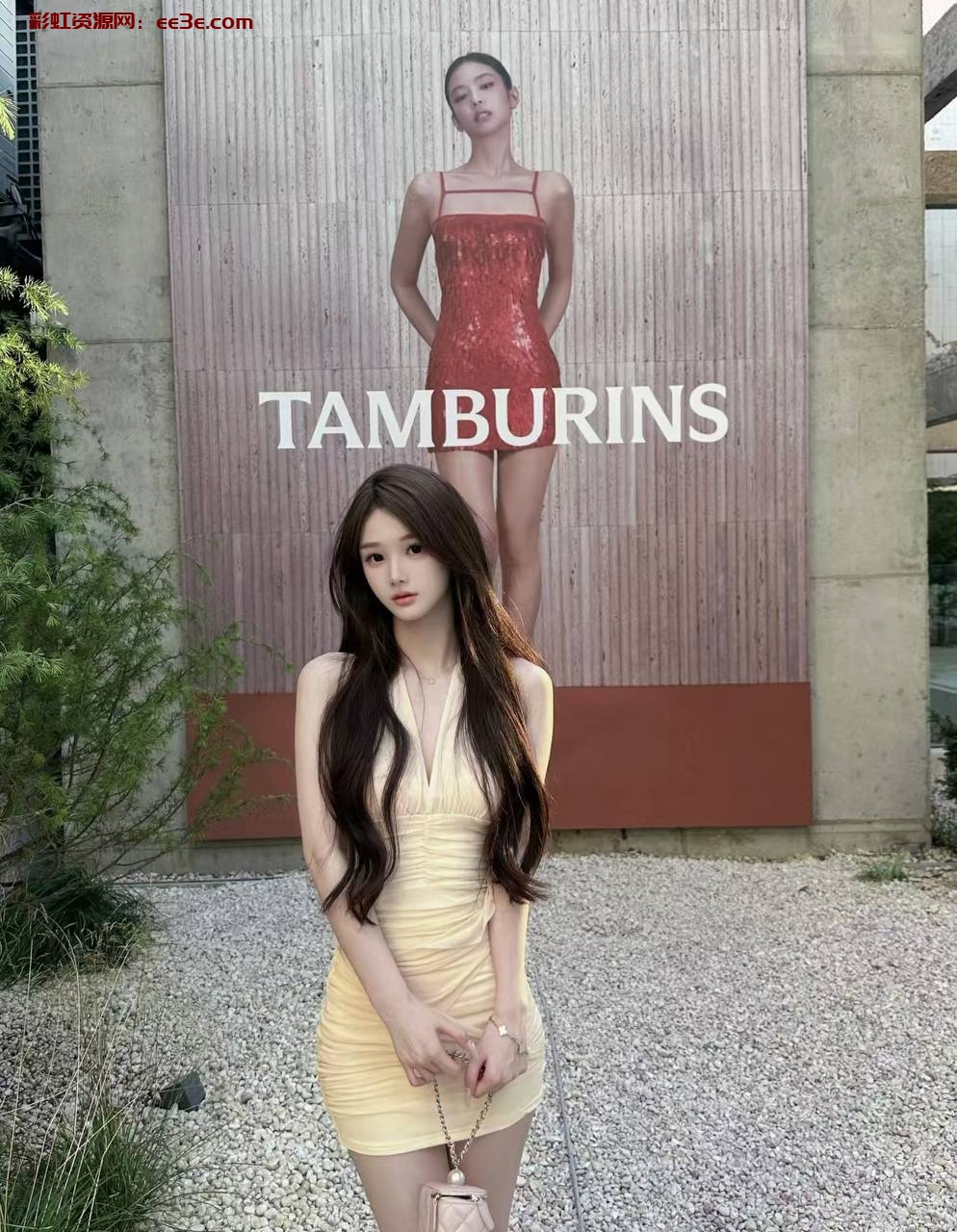 成都九九?纯欲天花板 身高：170 体重：45kg 胸围：C 气质优雅，天真无邪的脸，?腿，身材完美，礼貌有素质，配合度百分百