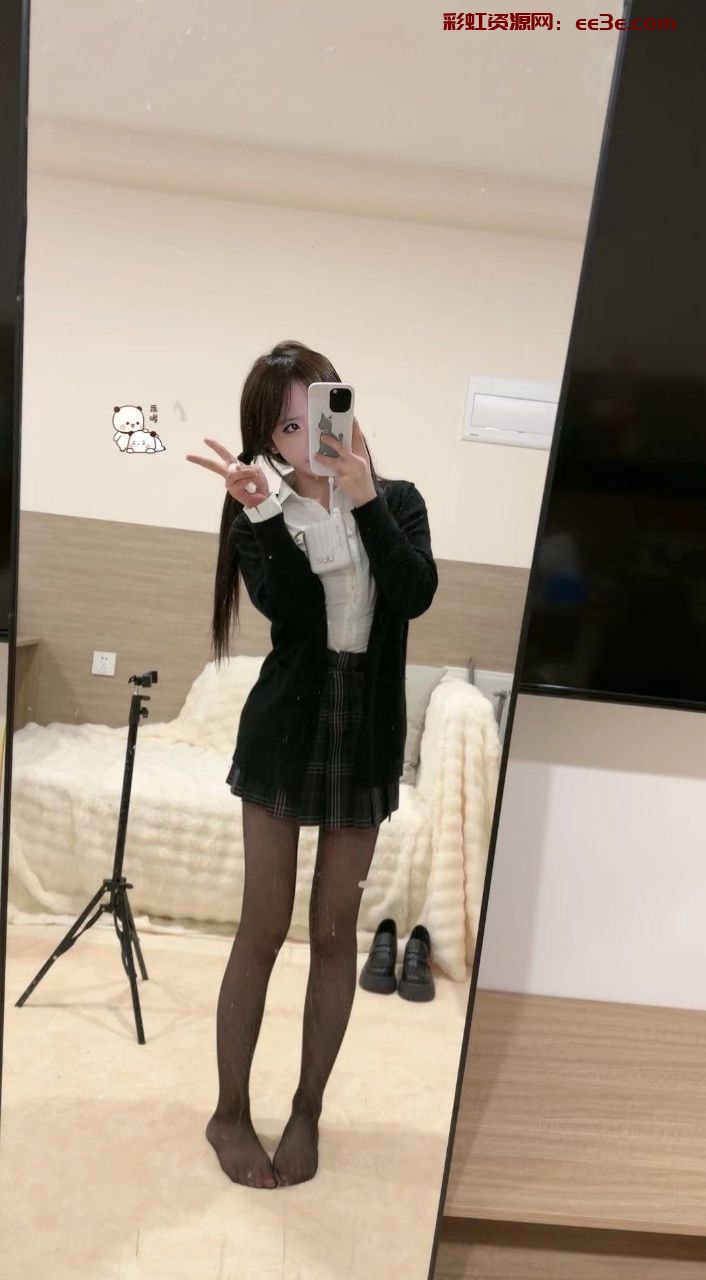 武汉摩羯➕06-160C萝莉  *甜甜 ? • ??????身高｜160 • ??????体重｜40 • ???年龄｜06四月 刚成年 • ????胸围｜真实C➕杯 ?️? ?️69?️? ?️✈️ 活好不事逼  ▫️清纯干净  活泼开朗  笑意盈盈  肤白胜雪 ▫️声音好听  服务意识强  精心呵护  完美体验 ▫️初恋女友感  温柔且细腻 傻逼客 低素质客 眼子客 自觉退散   所以照片视频全部手机自拍 ?️一张网图 所见即所得