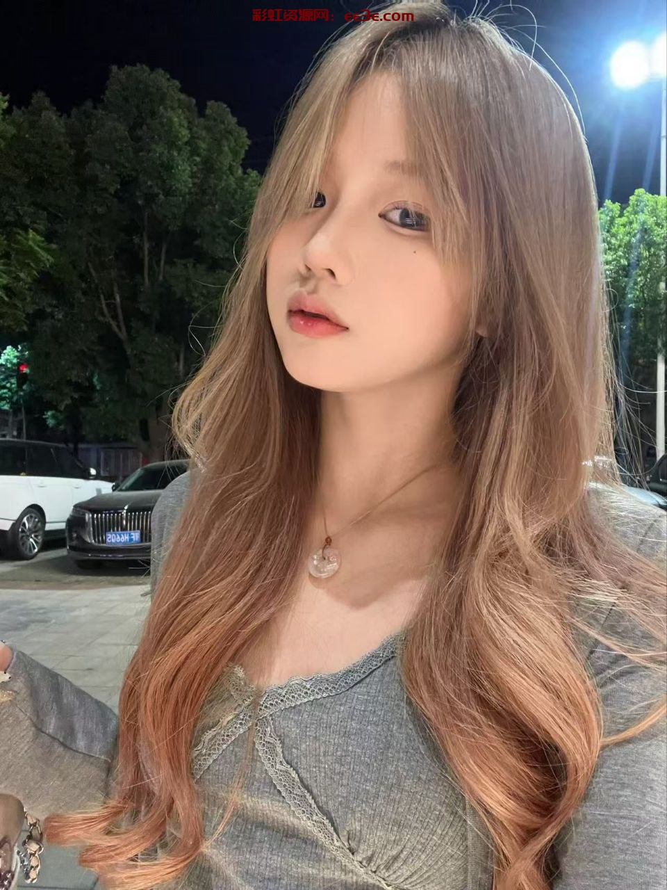 武汉摩羯➕06❤️人 刚刚下水 height身高/166  06年 Bust? 围/真c+ ?    feature特点/下面会夹会动?活泼开朗          五官精致   ? 腰? 臀马甲线 高级素质   高端谈吐    温柔可人 服务好 不催不事  ?69? 舌吻? 车震?yt?wt 性格好待k如男友?多紧致开朗