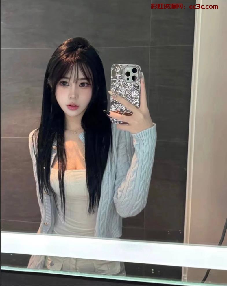 w刚下水 纯兼职 二极品甜美 9年龄05身高 172 路D真实可验门 童颜巨R 超级大 偶尔兼职给你初恋一般的体验门 服务一流待人温柔 口活一级棒。欢迎