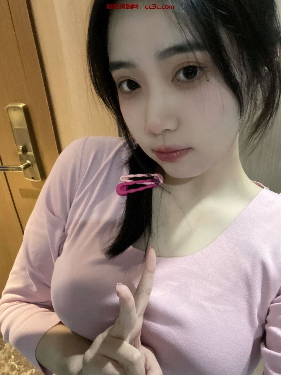 ? ??????身高/167 ? ??????体重/95 ? ????胸围/C ? ???年龄/19 ? 爱好 特长/看书 唱歌跳舞 梨花一枝春带雨，娇喘微微共此时～～