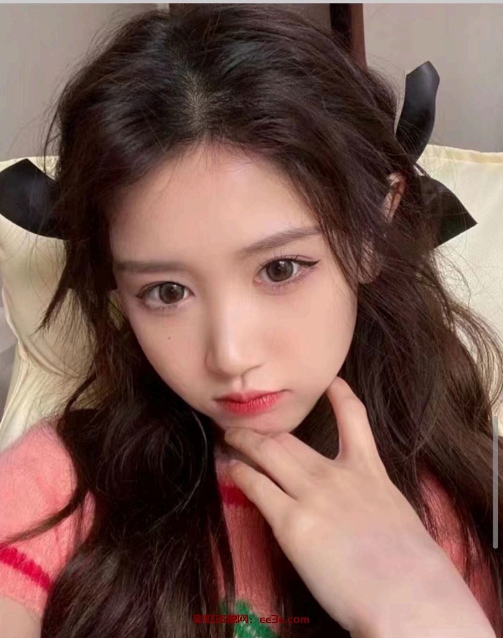 精品白小纯放 净身高168-胸围C-年龄20-体重100 上下粉嫩，皮肤雪白雪白雪白，神一样的服务， 汁水多多，滑滑嫩嫩，真实昆明本地大学生放假兼职