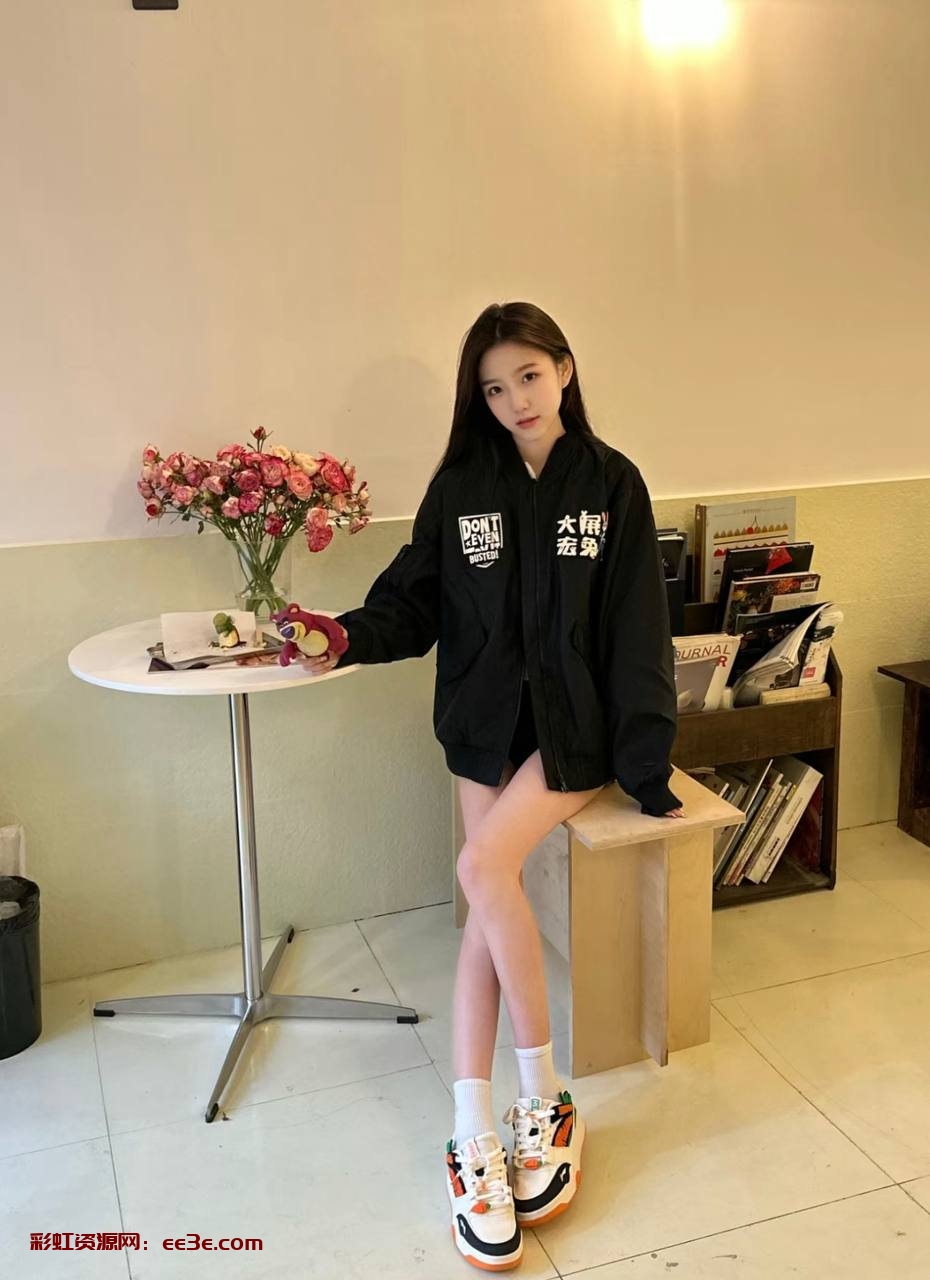 03小纯 身高170   95斤  天然C 温柔体贴 乖巧可爱  肤白貌美 待男友如初恋