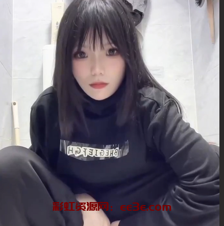 清纯女大学生高价定制私拍 靓丽少女