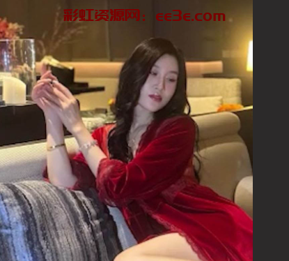 偷偷与妈妈的闺蜜在一起 30多岁风韵犹存的极品少妇