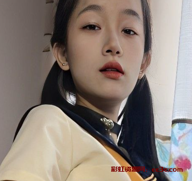 四川成都15岁高一清纯可爱妹妹喜欢角色扮演