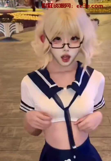 成都极品颜值少女萝莉 12w 嬳口视频被曝 在外网上自称