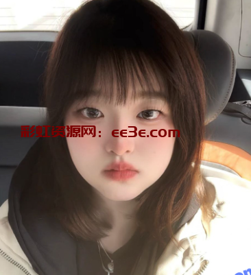 上海清纯学生妹 袁媛 竟是坦克驾驶员的专属