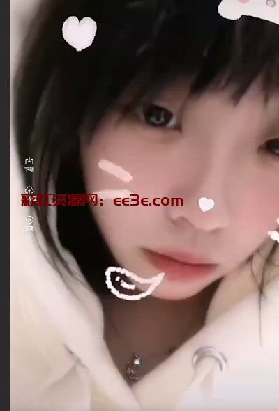 山东青岛大学生 王薇 背着男朋友