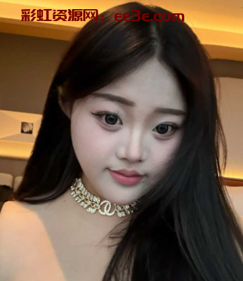 网红 馨颖 嬳粉私密视频流出 漂亮脸蛋配上火辣身材简直就是坦克中的极品