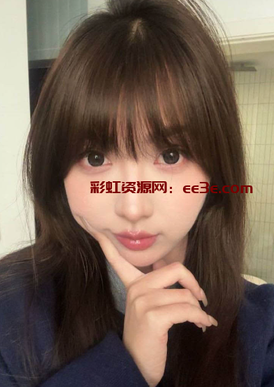 看似外表清纯的女友竟与发小 王宗浩 勾搭成j